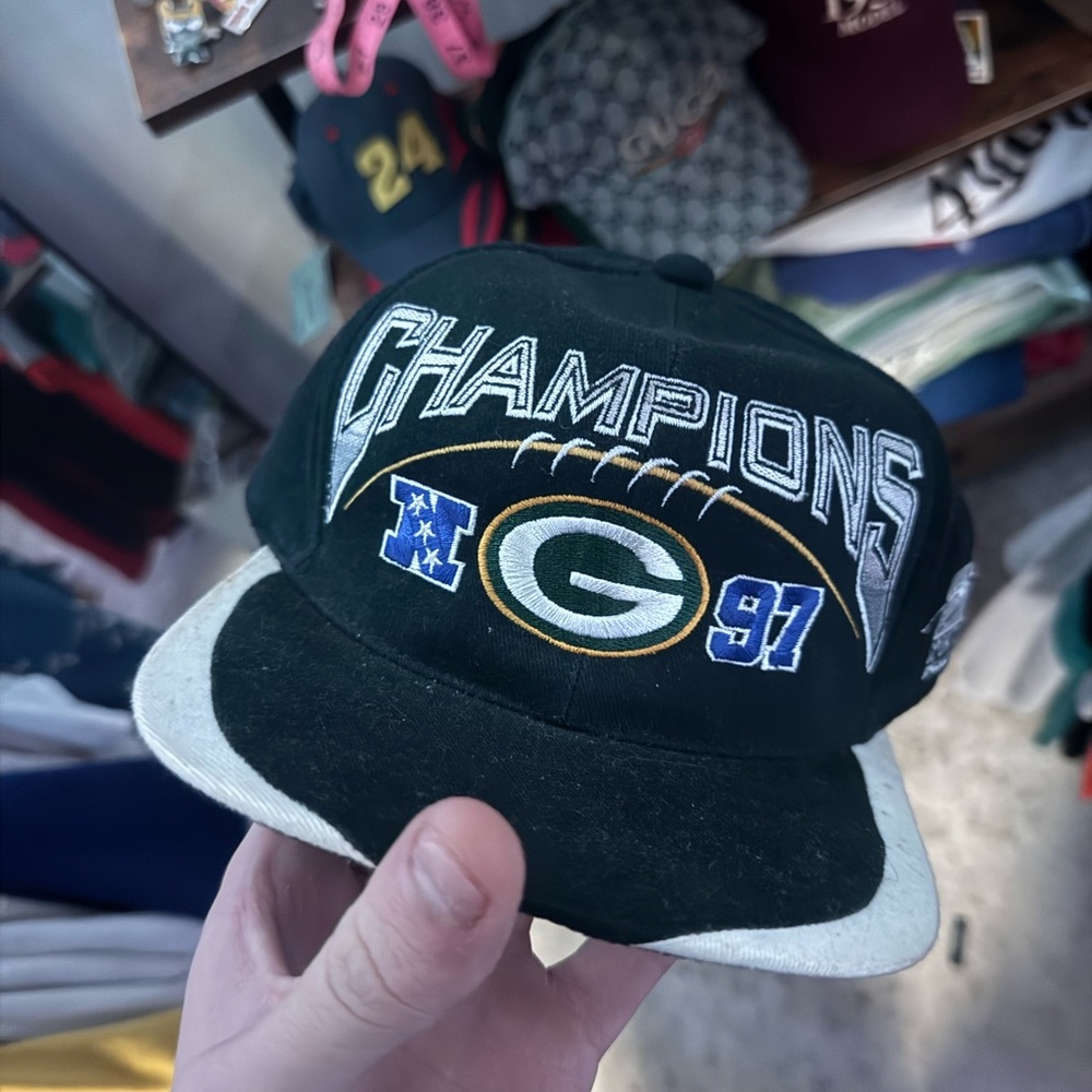 BRAND NEW NFC Champs Green Bay Packers 1997 Snapback